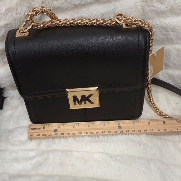 Michael Kors Handbags - Michael Kors Black Crossbody Bag with Gold Chain